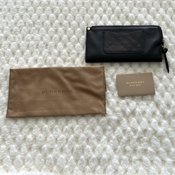 Burberry Lexi Leather Wallet-Authentic-Used - Picture 11 of 13